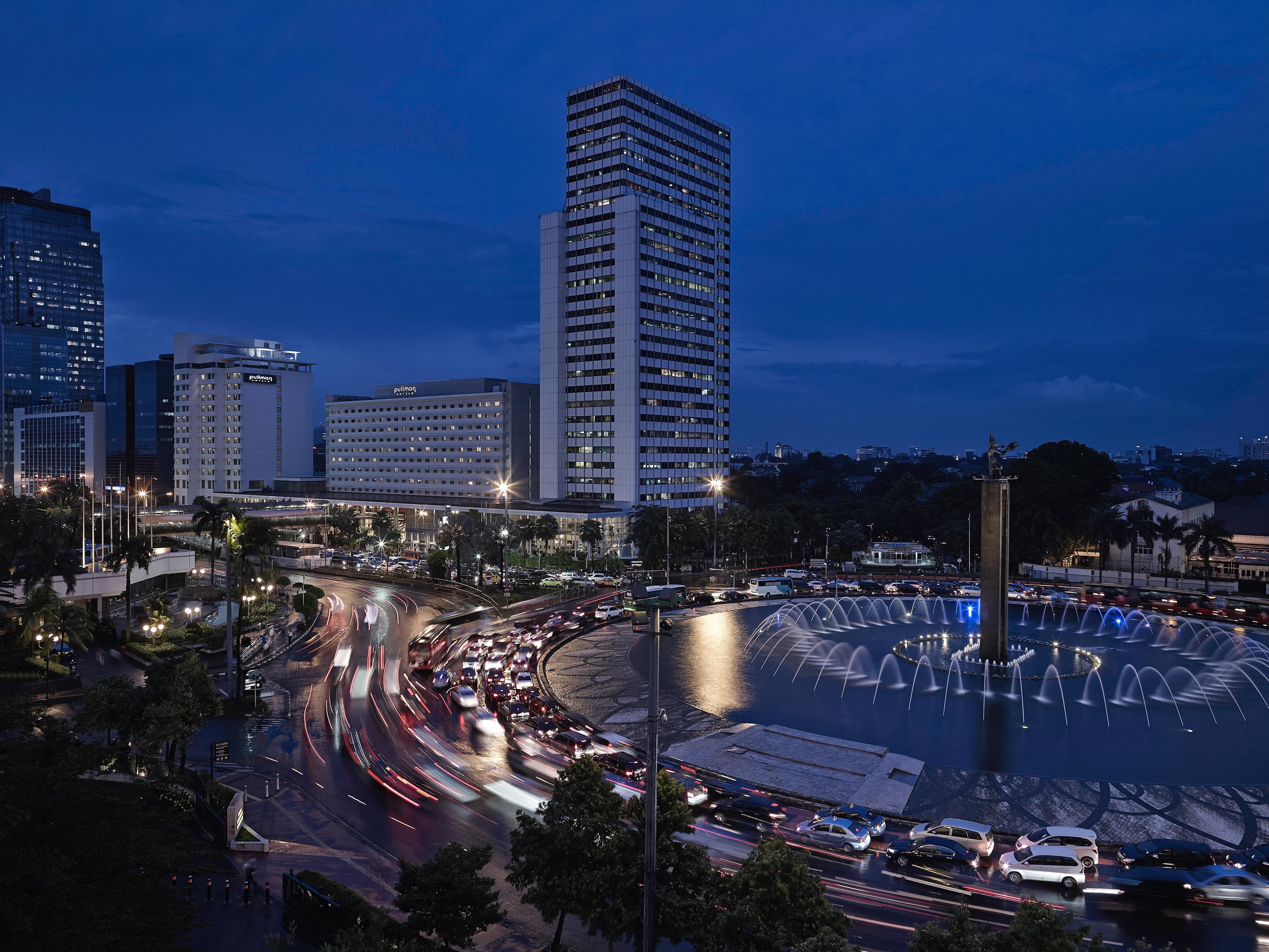 Pullman Jakarta Indonesia Hotel Exterior photo